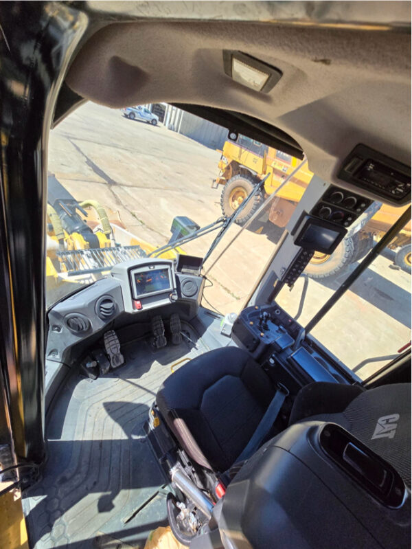 Caterpillar 950MZ Wheel Loader - Image 7