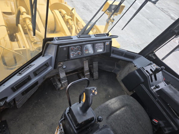 Caterpillar 990H Wheel Loader - Image 16